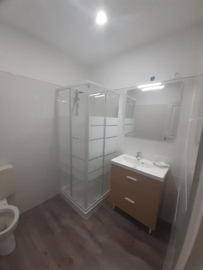 Appartement 45M2 Parking Gratuit En Plein Centre Ville Valras-Plage Exterior foto